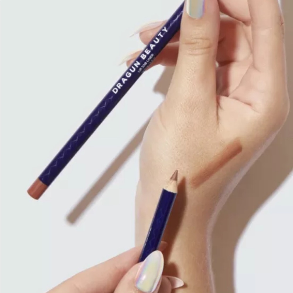 DRAGUN BEAUTY - Lip Job Liner + Lip pencil sharpener 2.0cc (Med Brown) - NIB